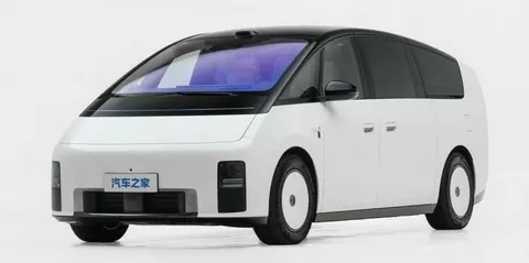 Li Auto оновила електромінівен Mega: новий салон, шасі та ціна