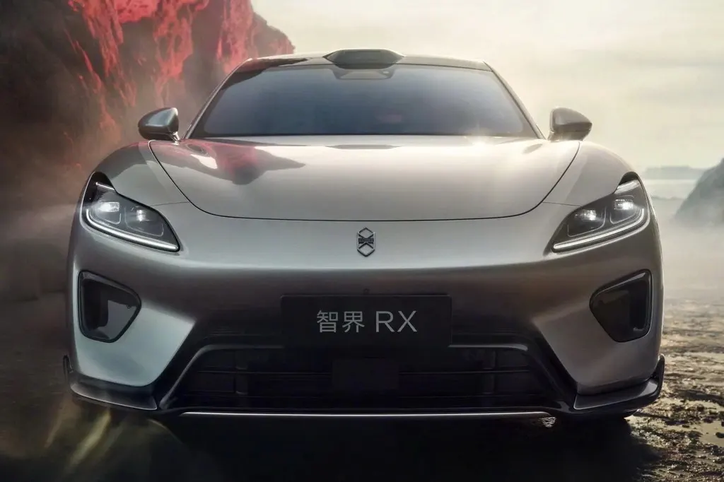 Luxeed RX: китайський електрокросовер, що копіює Ferrari Purosangue