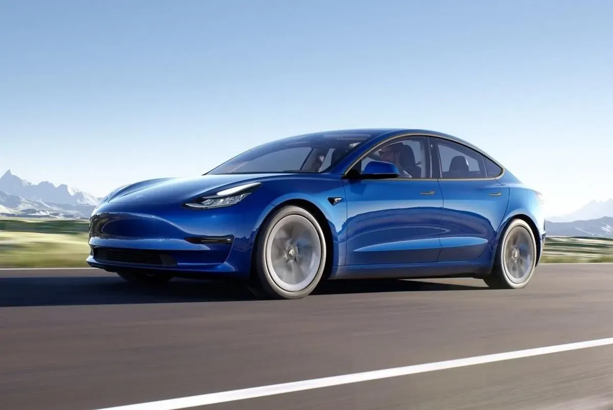 Tesla на гірському серпантині: як рекуперація перетворює спуск на зарядку