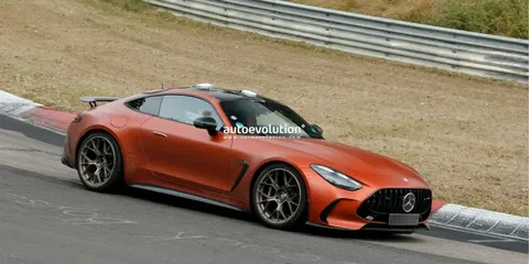 Безпілотний Mercedes-AMG GT 63 помітили на Нюрбургринзі: що тестували