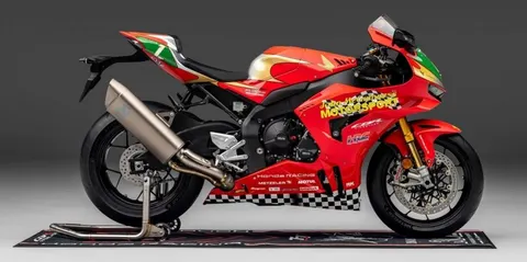 Honda випустила лімітований Fireblade SP на честь 30-річчя дебюту Джона Макгінне
