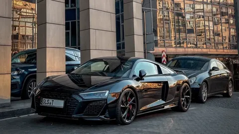 Audi R8 V10 на німецьких номерах помітили у Києві: що відомо про суперкар
