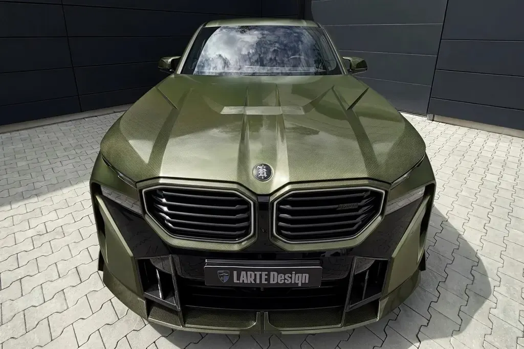 Larte Design загорнуло BMW XM у зелений карбон: що змінилося