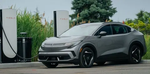 Mitsubishi Eclipse Sportback отримав порти від Tesla