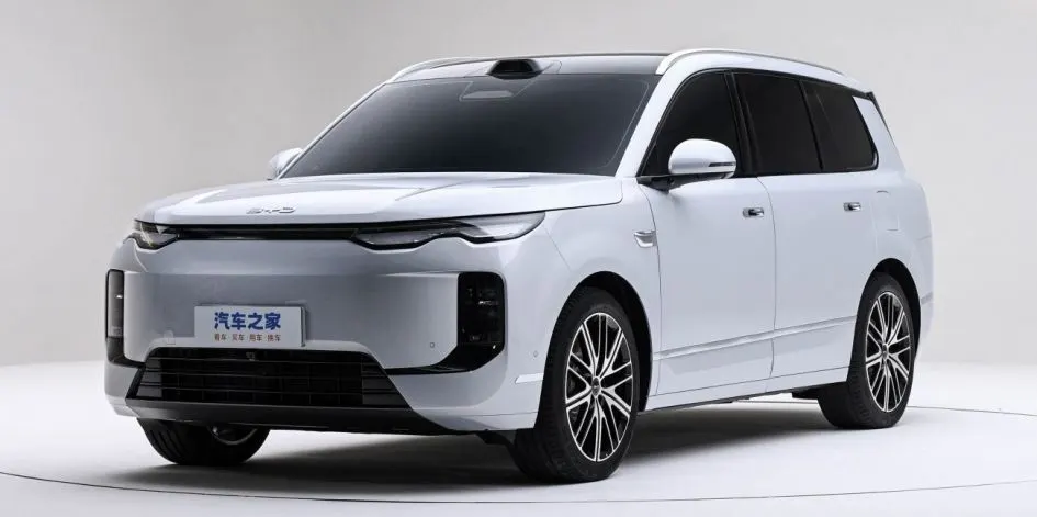 BYD Sealion 08: флагманський кросовер із запасом ходу до 900 км