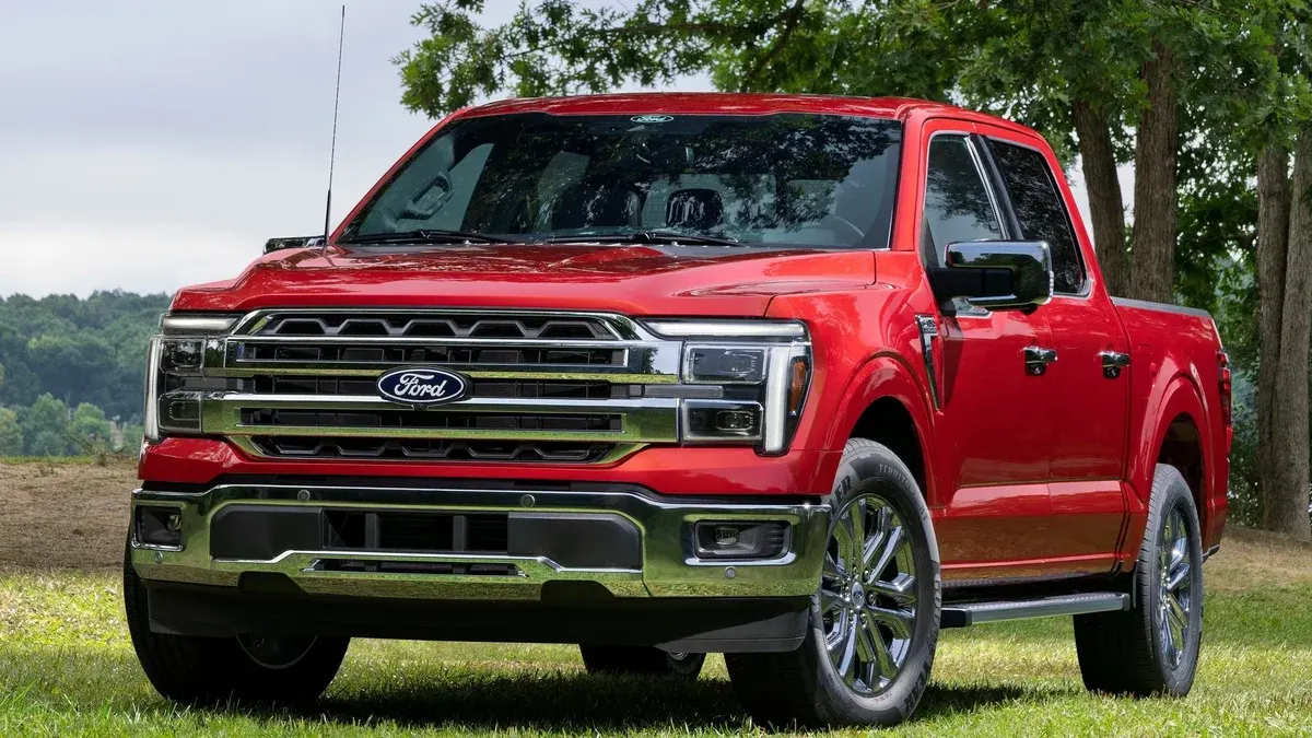 Ford F-150 2027: нові мотори, дорослий Blue Cruise і прощання з Lightning