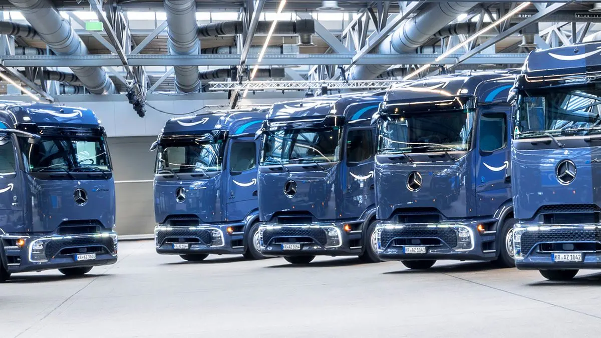 Amazon запускає парк із 50+ електровантажівок Mercedes-Benz eActros 600 у Німеччині
