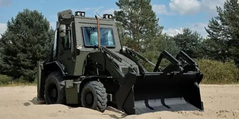 UAT-SPIDER: перший український броньований екскаватор пішов у серію