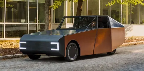 Сонячний BMW-прототип важить 550 кг і заряджається сам