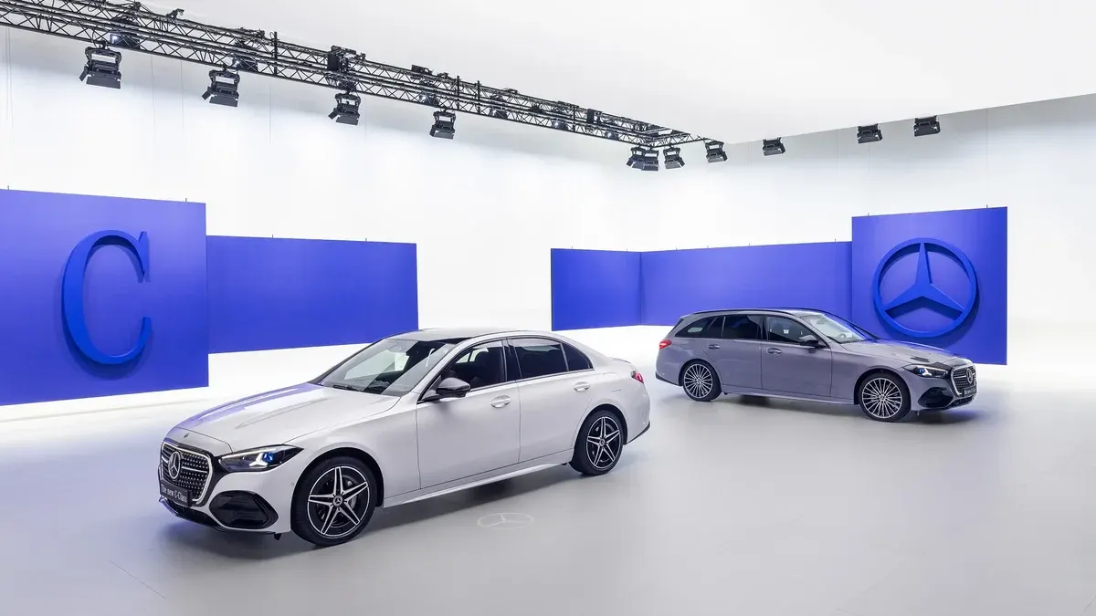 Mercedes-Benz оновив C-Class W206: що змінилося в наймасовішій моделі