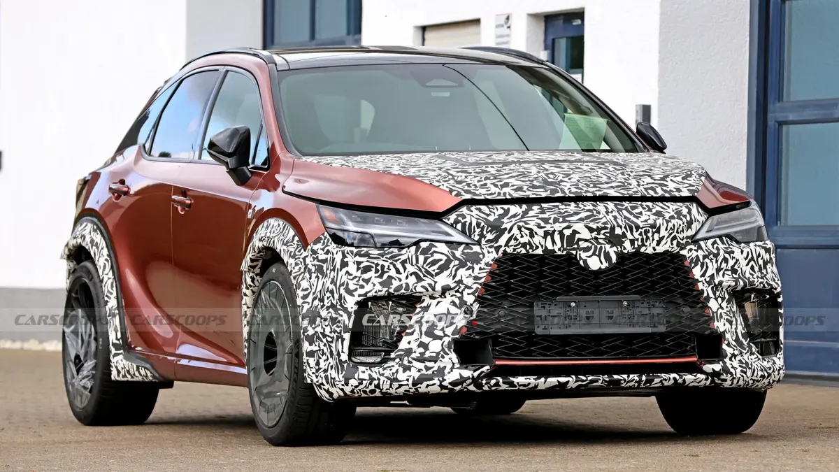 Lexus готує 600-сильний RX Morizo RR: гібрид проти BMW X5 M
