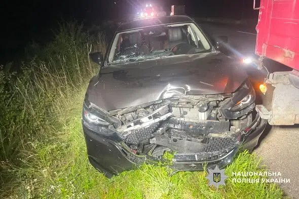 На Золотоніщині п’яний водій Mazda спричинив потрійну ДТП: постраждав мотоцикліст