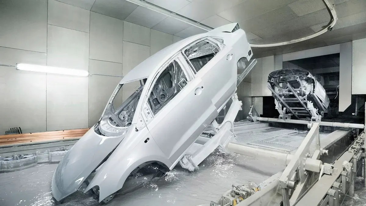 Volkswagen у «більш ніж критичному» стані: закриття заводів і скорочення 50 000 робочих місць