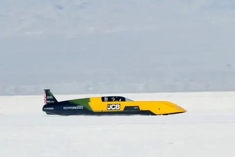 JCB Hydromax: водневий болід розтрощив світовий рекорд швидкості