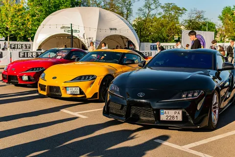 Toyota зміцнила лідерство: як скоротився ринок нових авто в Україні