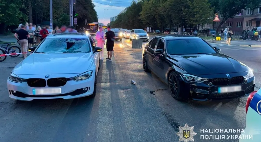 Перегони на BMW у Львові: постраждали батько та 8-річна дівчинка