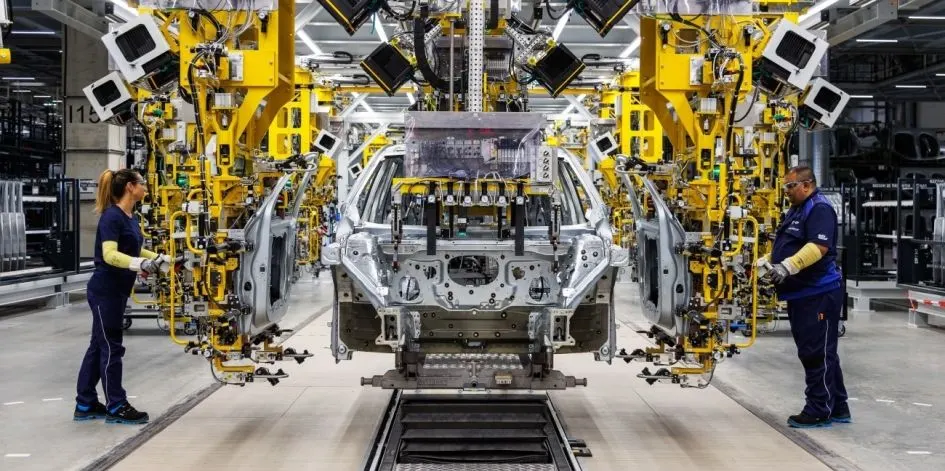 BMW скоротить 8 000 посад: компенсаційні пакети для добровільного звільнення