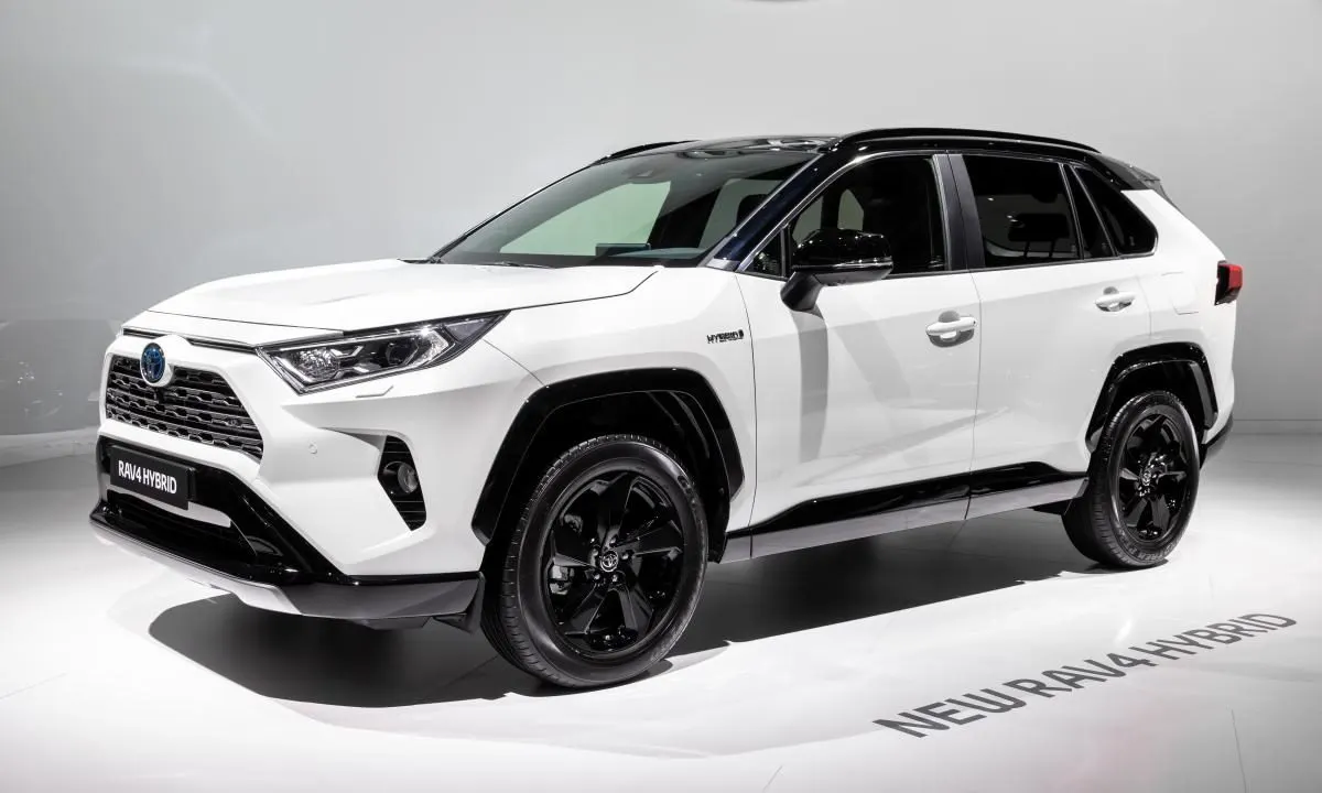 ТОП-10 авто липня: кросовери домінують, Toyota лідирує