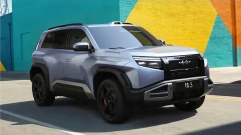 BYD Leopard 3: дешевша версія, нова батарея та зарядка за 9 хвилин