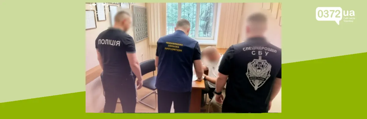 Адвокат і спільники ввозили авто як гуманітарку: 8 машин на 4,2 млн
