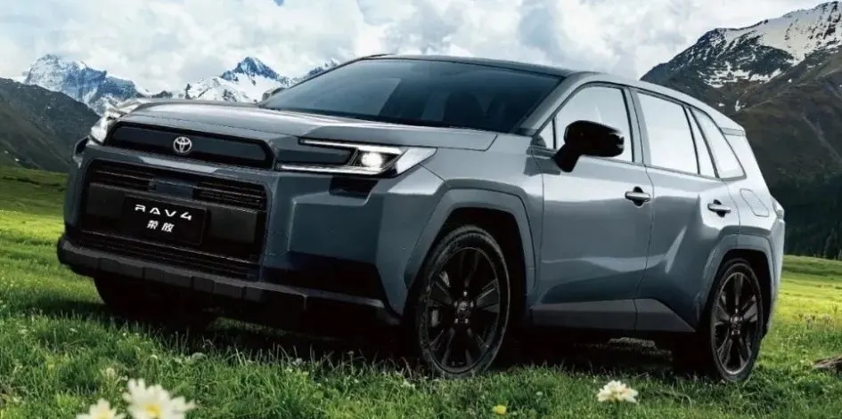 Toyota RAV4 Off-Road Edition у Китаї: назва є, повного приводу немає