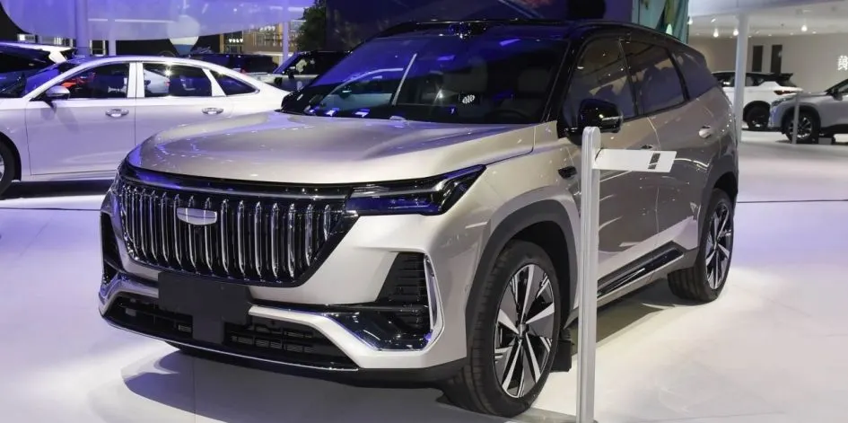 Geely Atlas i-HEV LiDAR Edition: гібрид з лідаром і потужним електромотором
