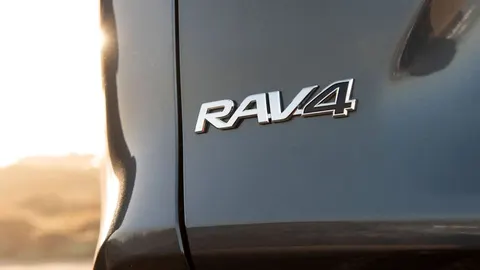 Який RAV4 обрати на вторинці: путівник по поколіннях