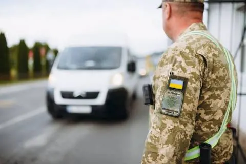 Черги до 50 авто на кордоні з Польщею: де найбільше