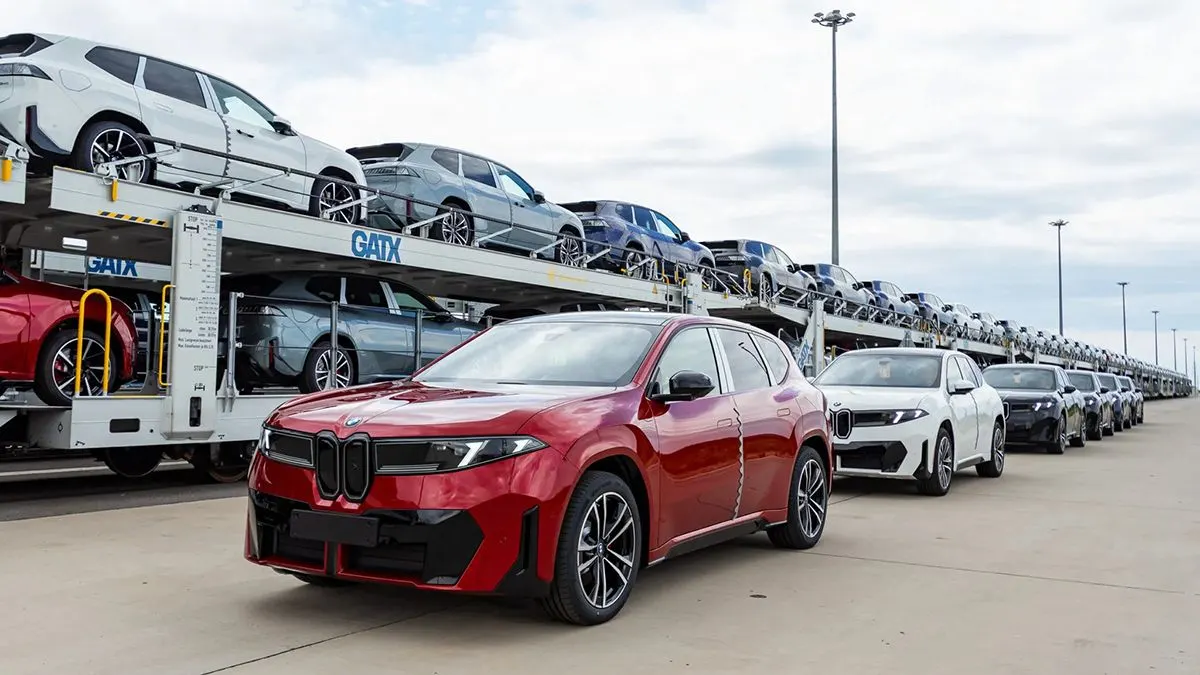 BMW iX3 штурмує 100 000 замовлень: рекорди виробництва Neue Klasse