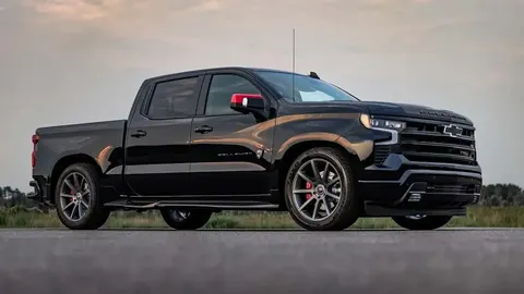 Chevrolet Silverado Launch Edition: 602 к.с. від Callaway і занижена підвіска