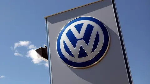 Volkswagen показав тизер нового електрокросовера ID.ERA 5X