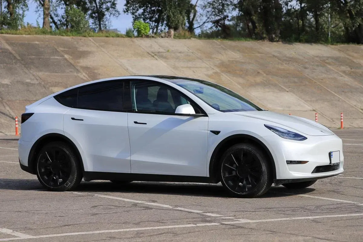 Model Y у Токіо коштує дешевше, ніж у Китаї та США: як працюють субсидії