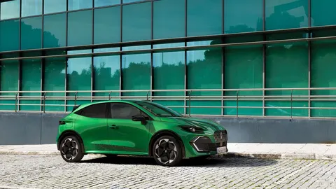 Renault готує новий Clio: ставка на класичний хетчбек та гнучку платформу