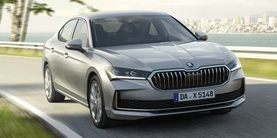 Skoda може поховати Superb заради однієї моделі