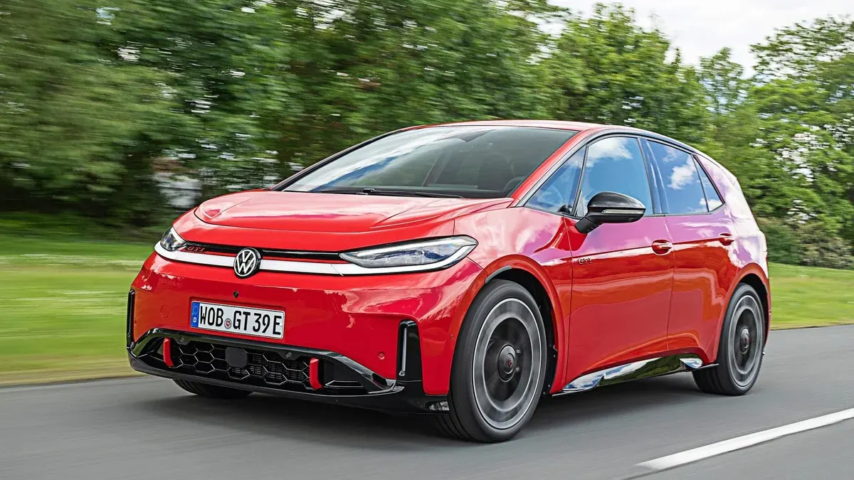 Volkswagen ID.3 GTI: 326 сил, 600 км запасу ходу і картата тканина в салоні