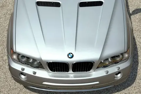BMW X5 E53 з двигуном V10 від M5: унікальний рестомод від Kith