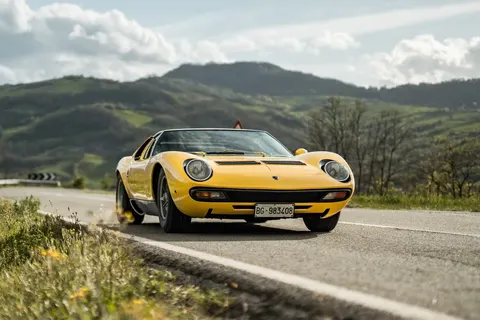 Lamborghini Miura SV: 55 років легенди, що змінила суперкари