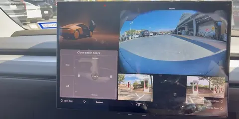 Прихований джойстик у Tesla Cybercab: що це означає