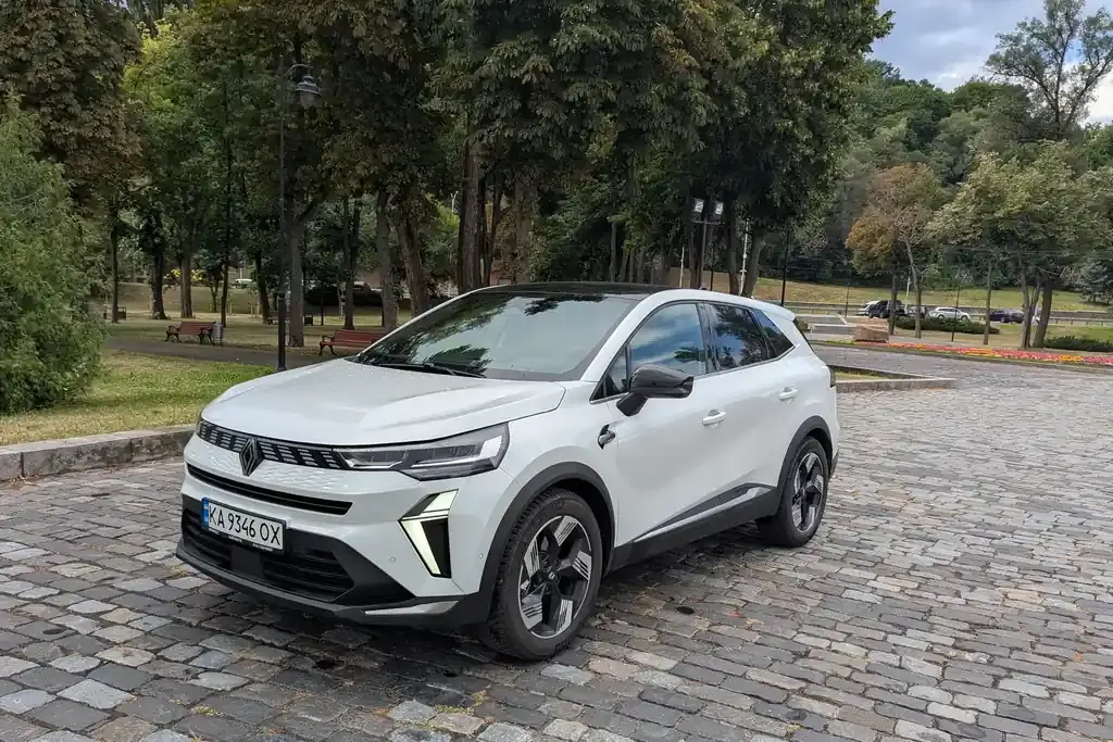 Renault Symbioz вийшов на український ринок: ціни та комплектації