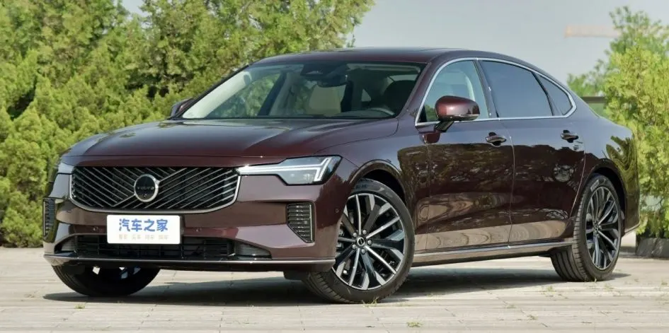 Volvo S90 у Китаї: флагманський седан віддають дешевше ніж за 230 000 юанів