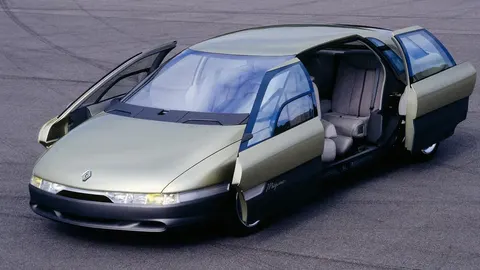 Renault Megane 1988: концепт, який випередив час із камерами та комп'ютером