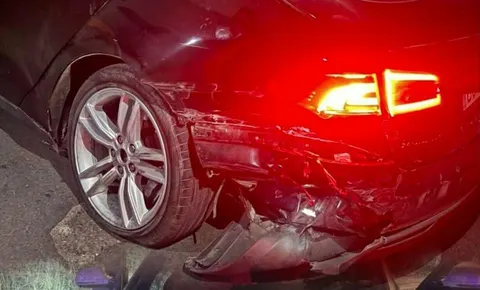 Нічний таран у Тернополі: п’яний водій Audi розбив Tesla і відмовився від огляду