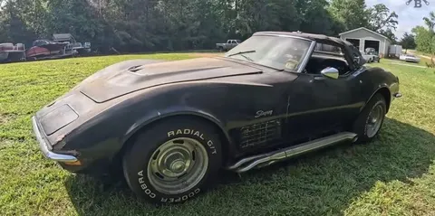 Chevrolet Corvette C3 1969 року ожив після 30 років у сараї