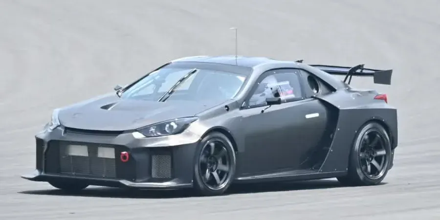 Toyota MR2 повертається: що відомо про новий спорткар