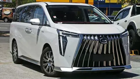 GAC M8 перейменують на E9: чому китайський мінівен тікає від назви BMW