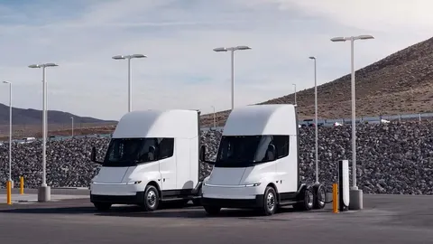 Tesla будує в Європі мережу мегазарядок для фур: 1,2 МВт і 30 хвилин