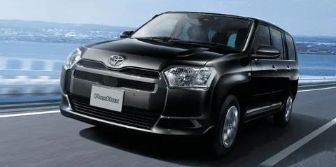 Toyota Probox отримав телематику T-Connect та HelpNet: ціни на всі версії