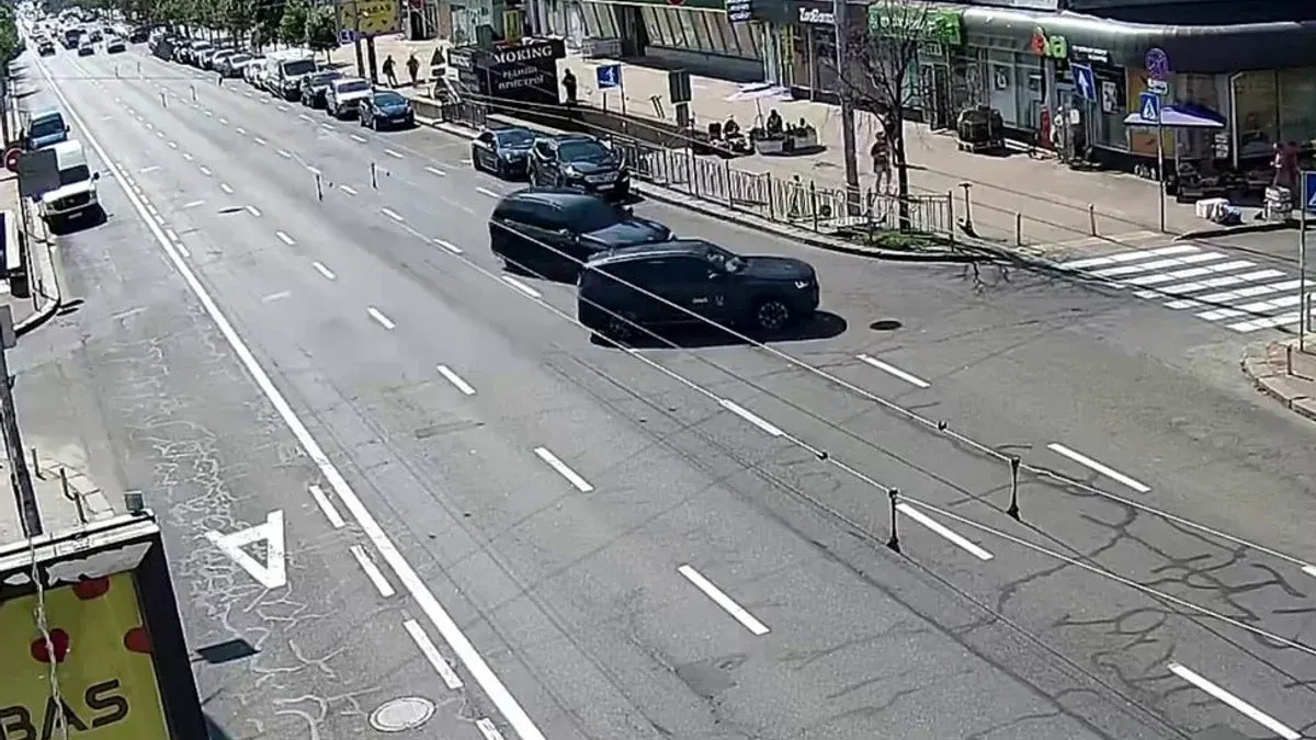 BMW проти BMW: ДТП у Києві зібрало екс-«смотрящого» та топчиновника УАФ
